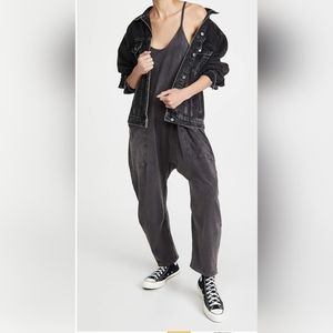 MAKE AN OFFER😍Free People Sleeveless Ankle Length Patch Pocket Hot Shot ONESIE